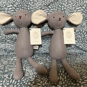 Hazel village oliver mouse